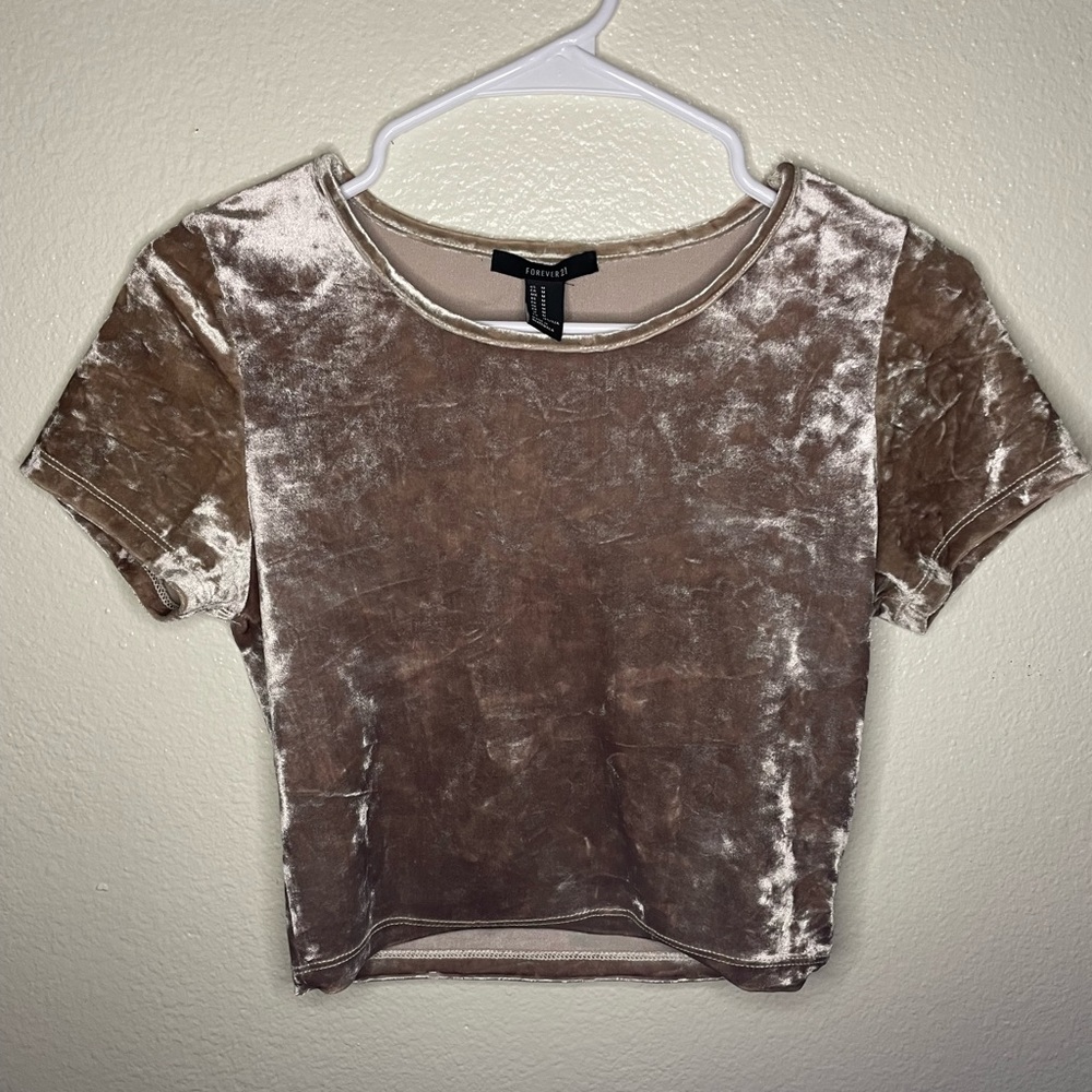 Forever 21 || SIZE M (RUNS SMALL) || Velvet Rose Gold